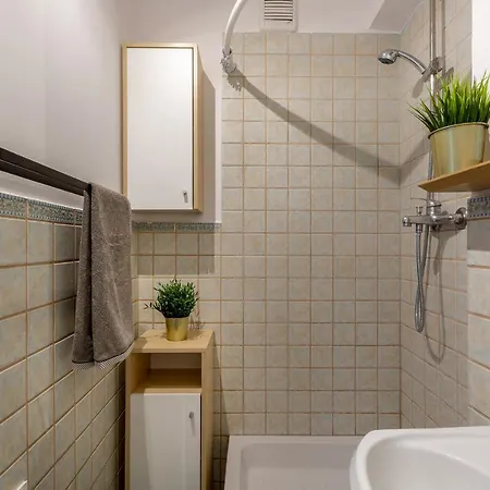 K22 - 3Min Walk - Capitol Music Theatre And National Forum Of Music Apartment