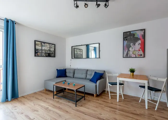 K22 - 3Min Walk - Capitol Music Theatre And National Forum Of Music 브로츠와프